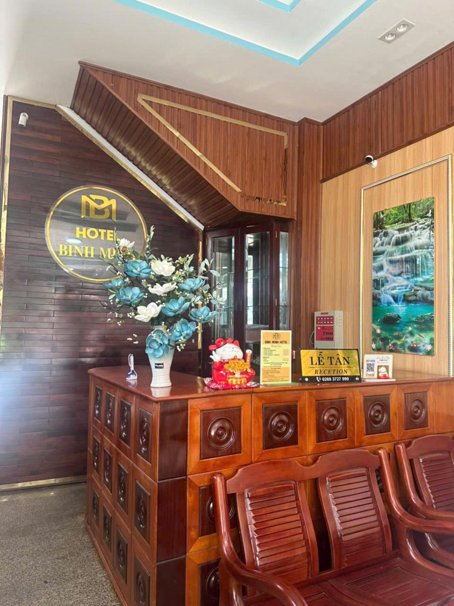 Binh Minh Hotel Pleiku Exteriör bild
